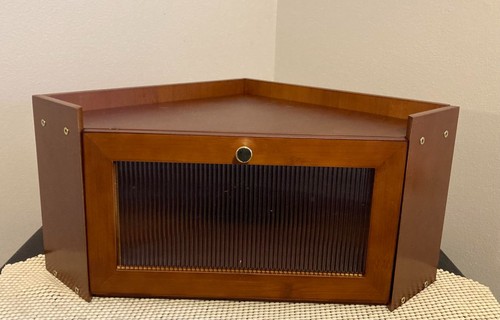 Corner bread box - corner, countertop